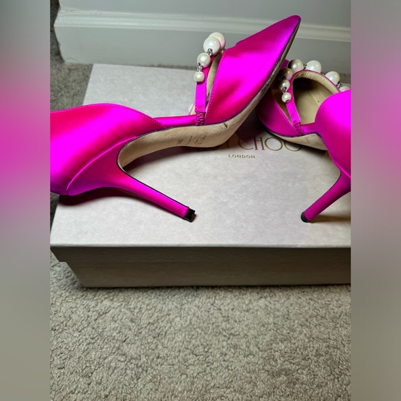 Beautiful Jimmy Choo Aurelia fushia pink heels. Looks almost new - Picture 5 of 7